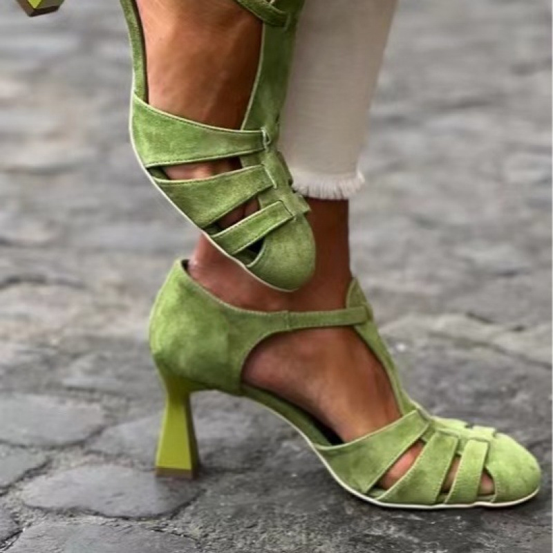 Summer Clothing Offers - Sandales à talon chaton en daim